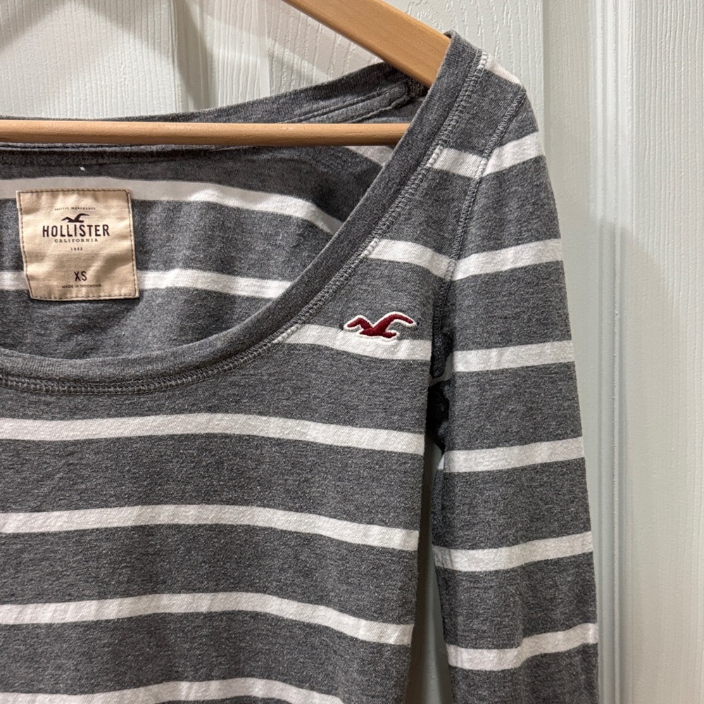 Hollister Gray White Striped 3/4 Sleeves cotton shirt Top XS - Picture 4 of 13